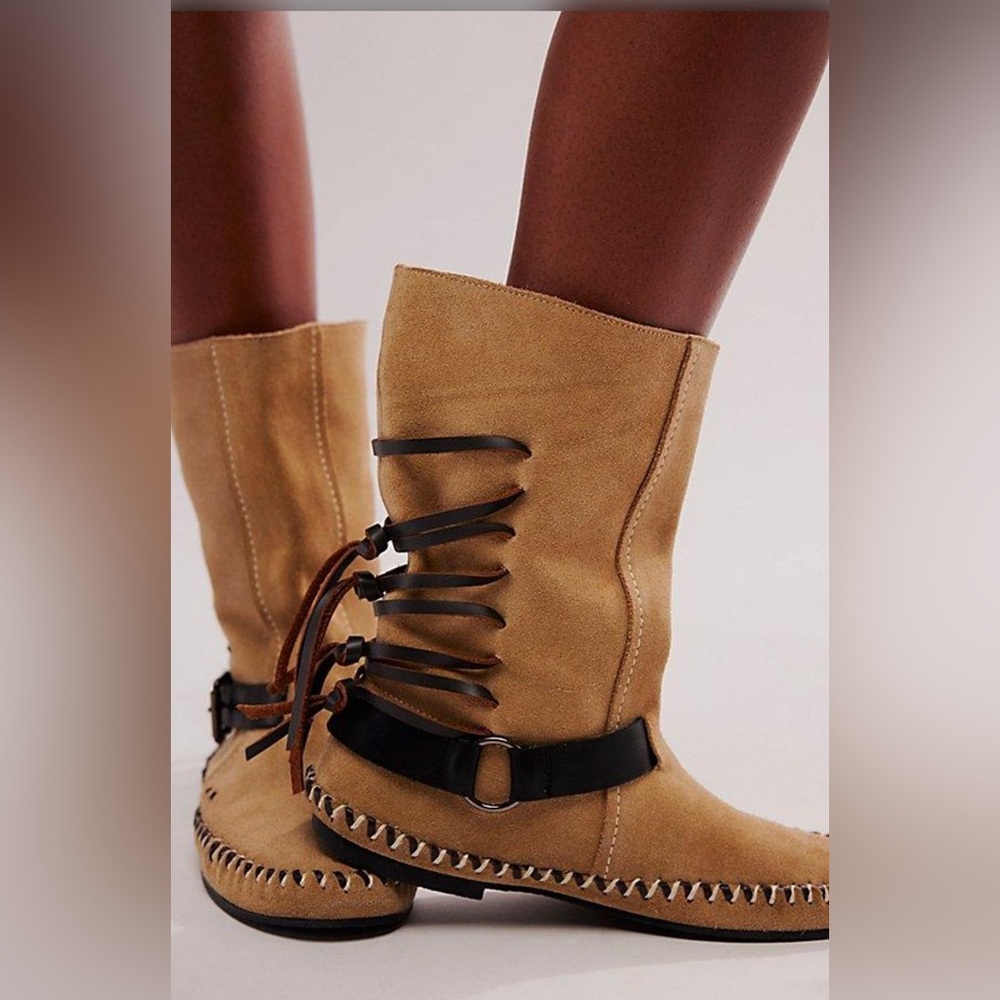 NEW! Free People Coronado Mocc Lace Up Buckle Moccasin Boots size 8 - Picture 2 of 8